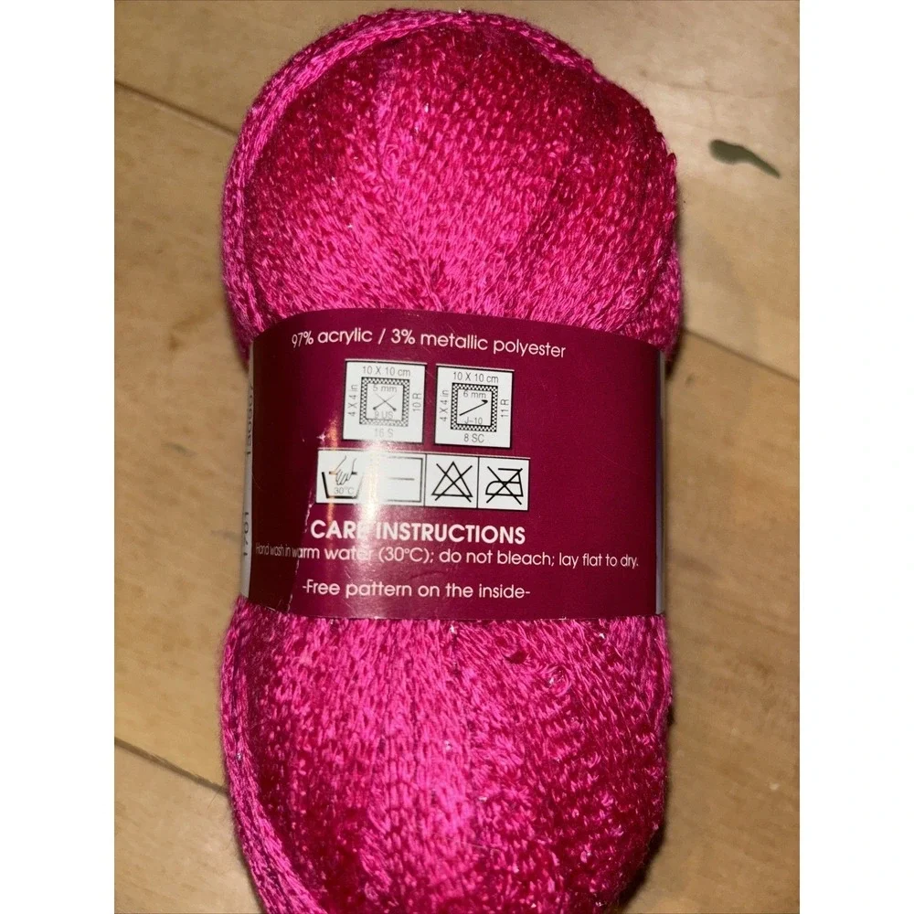 La Scarf yarn for boa scarf 97% acrylic/3%metallic 100gr Hot‎ Pink